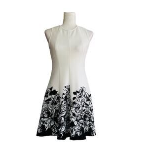 Anne Klein Petite Dress Ivory Black Floral Print Bottom Sleeveless Dress Size 2P